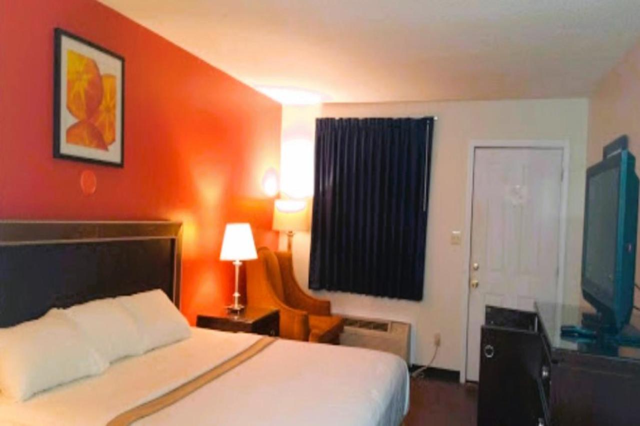 Oyo Hotel Mcintyre Ga, Us 441 Екстер'єр фото